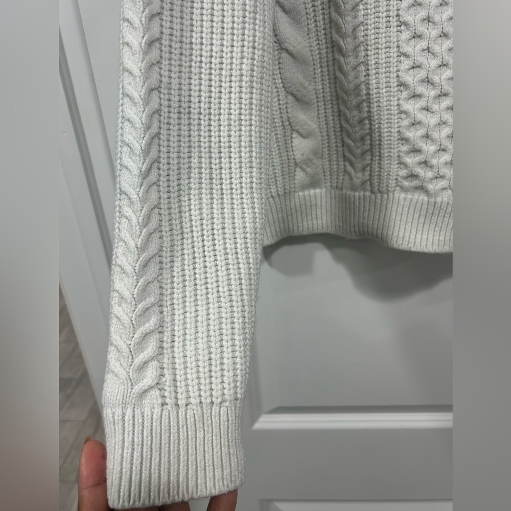 Banana Republic Cable Knit Winter White Knit Sweater - Picture 6 of 7